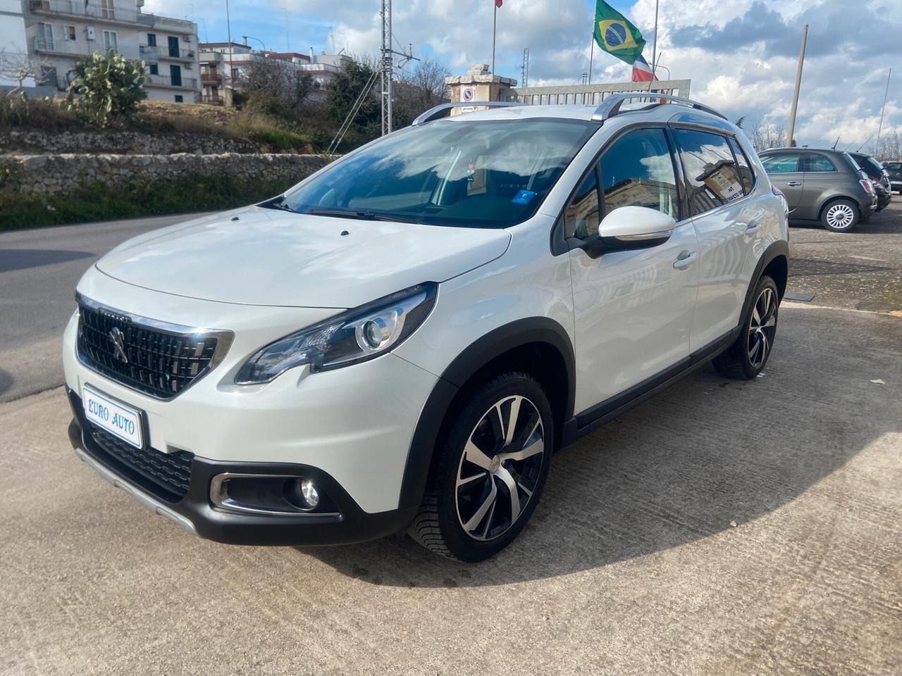 Peugeot 2008 BlueHDi 120 S&S Allure