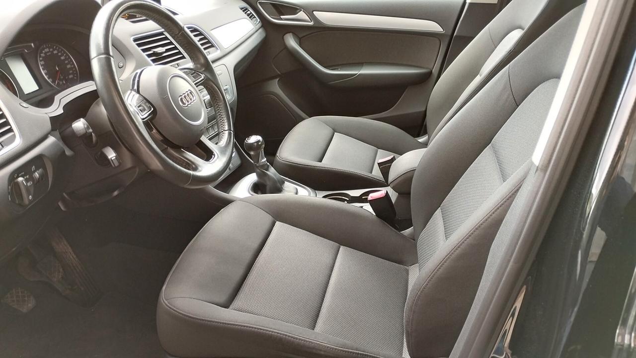 Audi Q3 2.0 TDI 120 CV Design