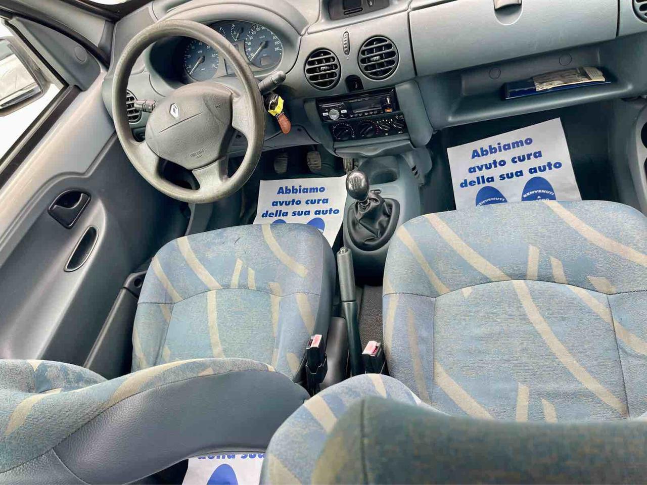 RENAULT KANGOO - 5 POSTI -