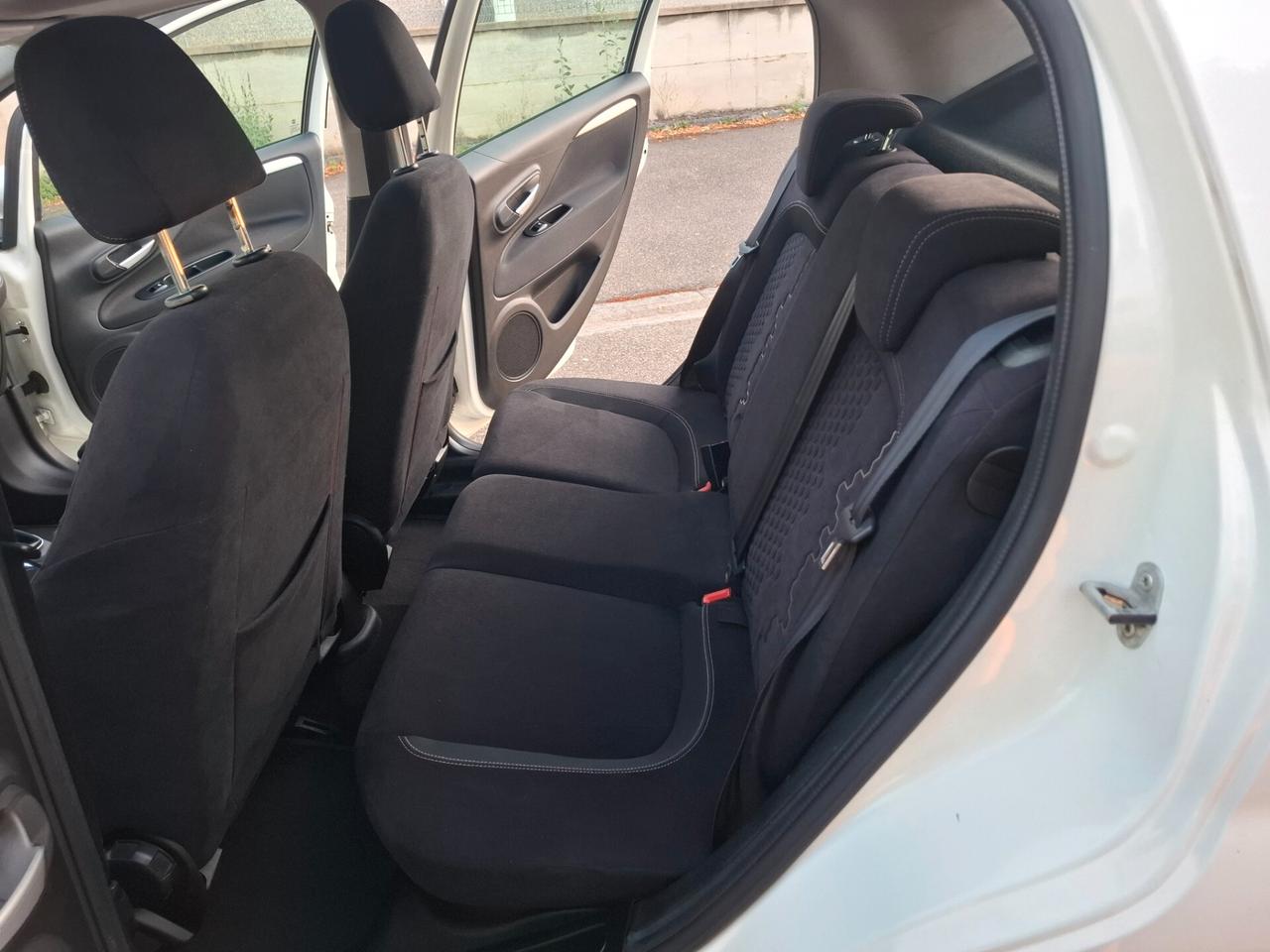 Fiat Grande Punto Grande Punto 1.4 5 porte S&S Dualogic Racing