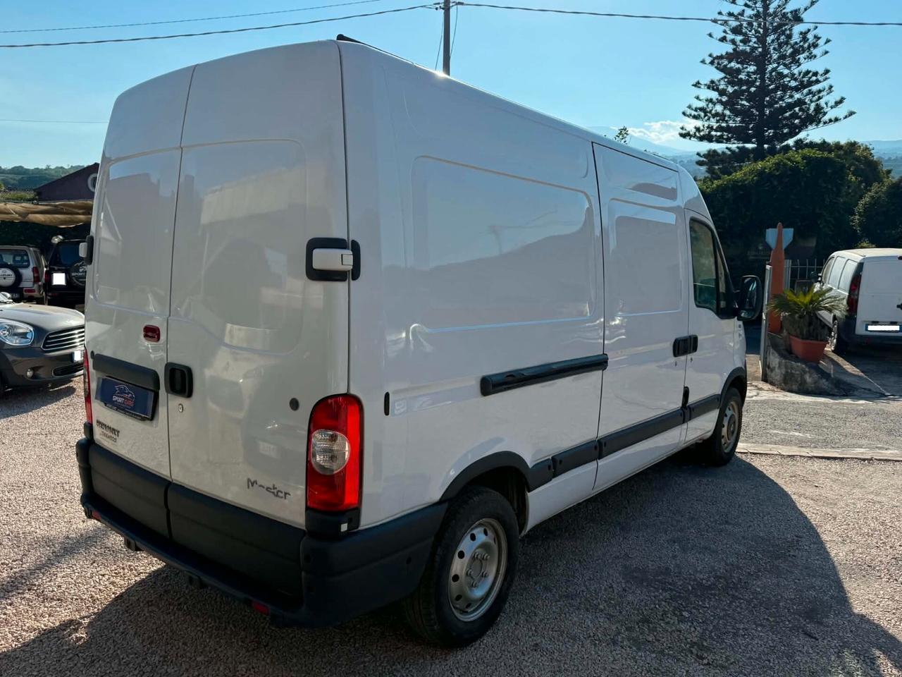 Renault Master 2.5 dCi FURGONE