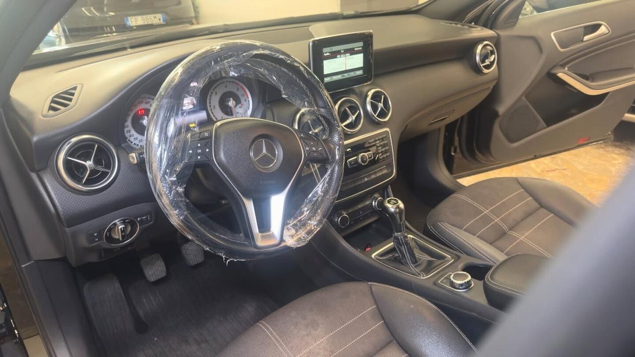 Mercedes-benz A 180 CDI 109CV Sport - 2014