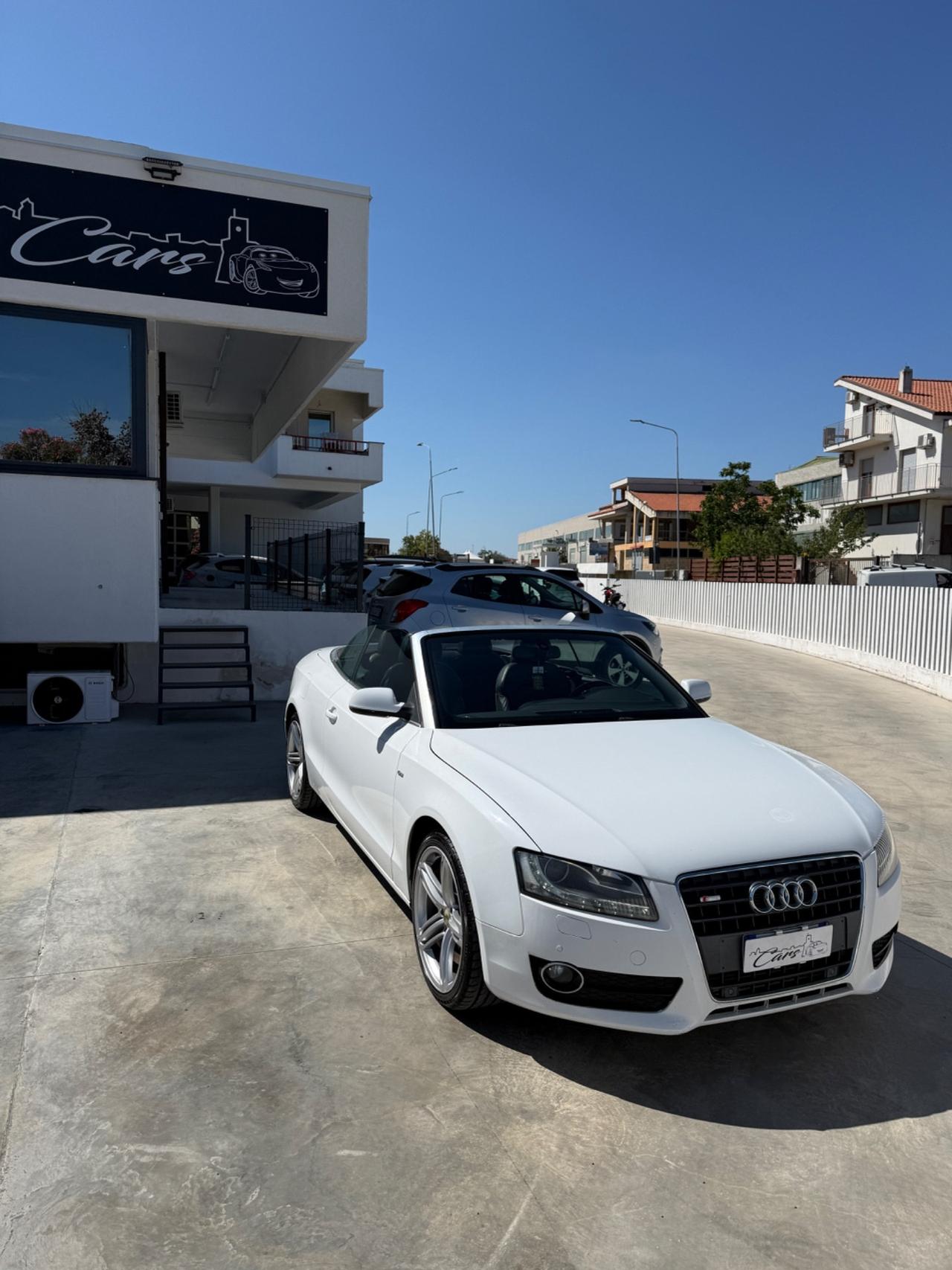 Audi A5 Cabrio 2.7 TDI F.AP. Ambiente
