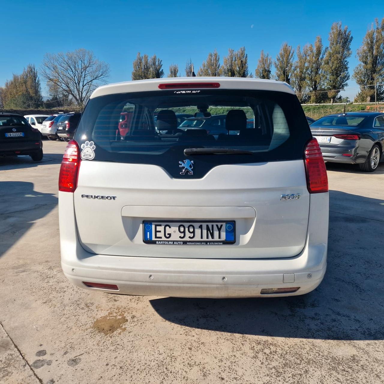 Peugeot 5008 2.0 HDi 163CV aut. Féline UNICO PROPRIETARIO PERFETTA SU STRADA