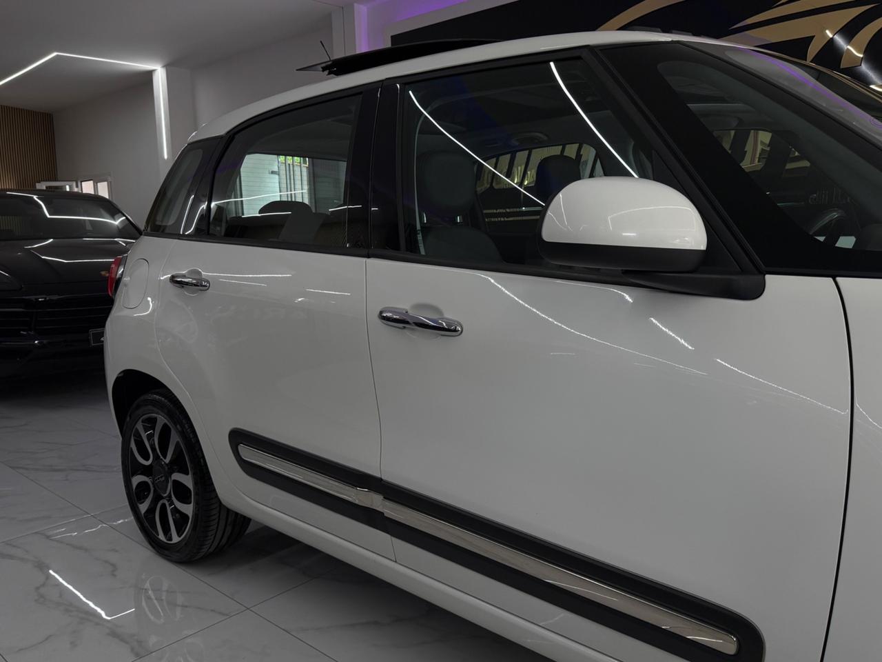 Fiat 500L 1.6 MJT Iper Full-Tetto Apribile