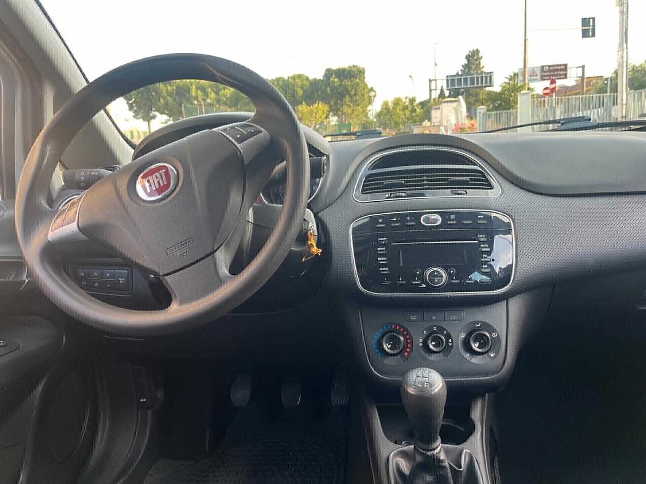 Fiat Punto 1.3 Mjt 75 CV Neopatentati UsatoSicuro