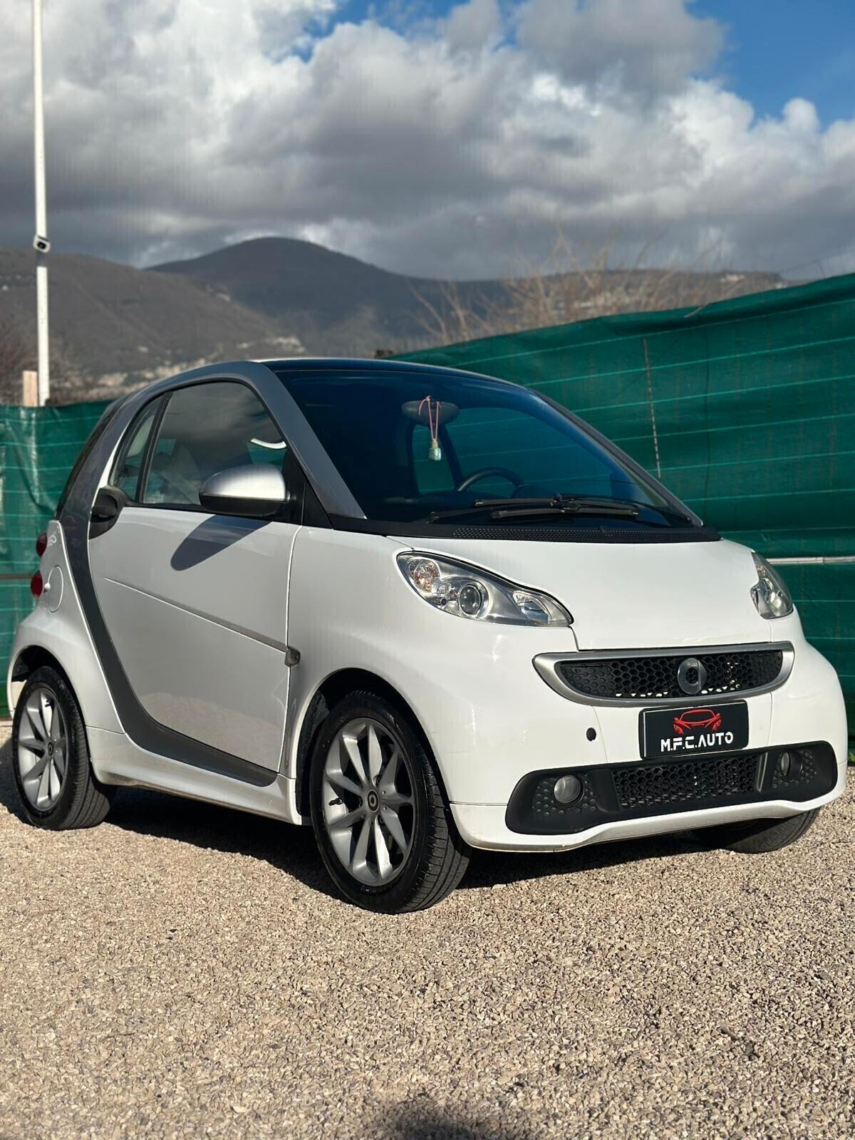 Smart ForTwo 2014 MHD coupé Urbanrunner..!!