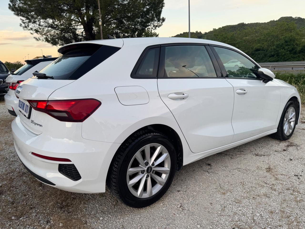 Audi A3 SPB 30 g-tron S tronic Business Advanced