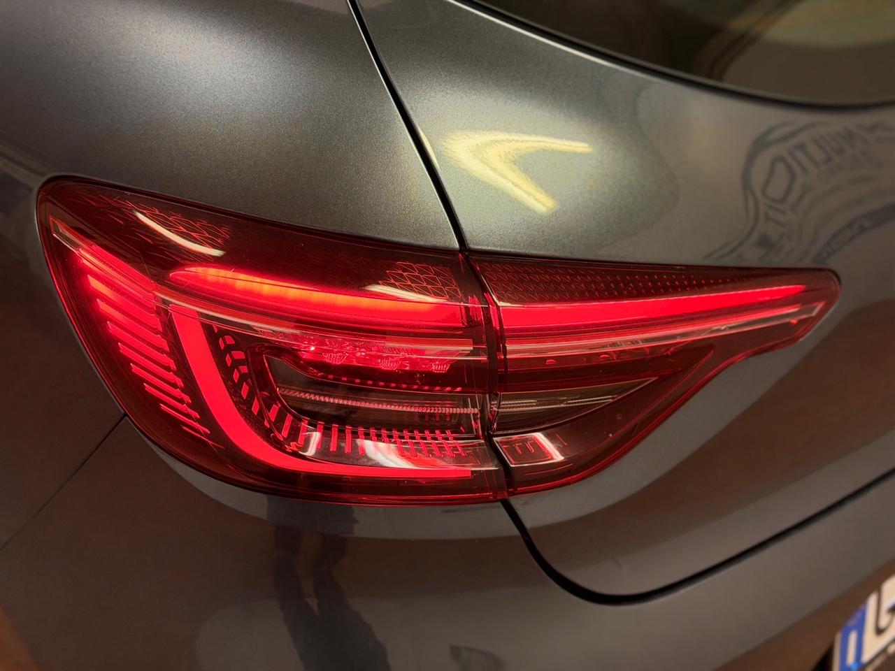 Renault Clio Full Hybrid E-Tech 140 CV 5 porte Intens