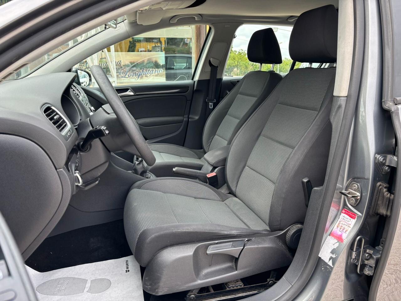VOLKSWAGEN GOLF 1.6 TDI - 2011