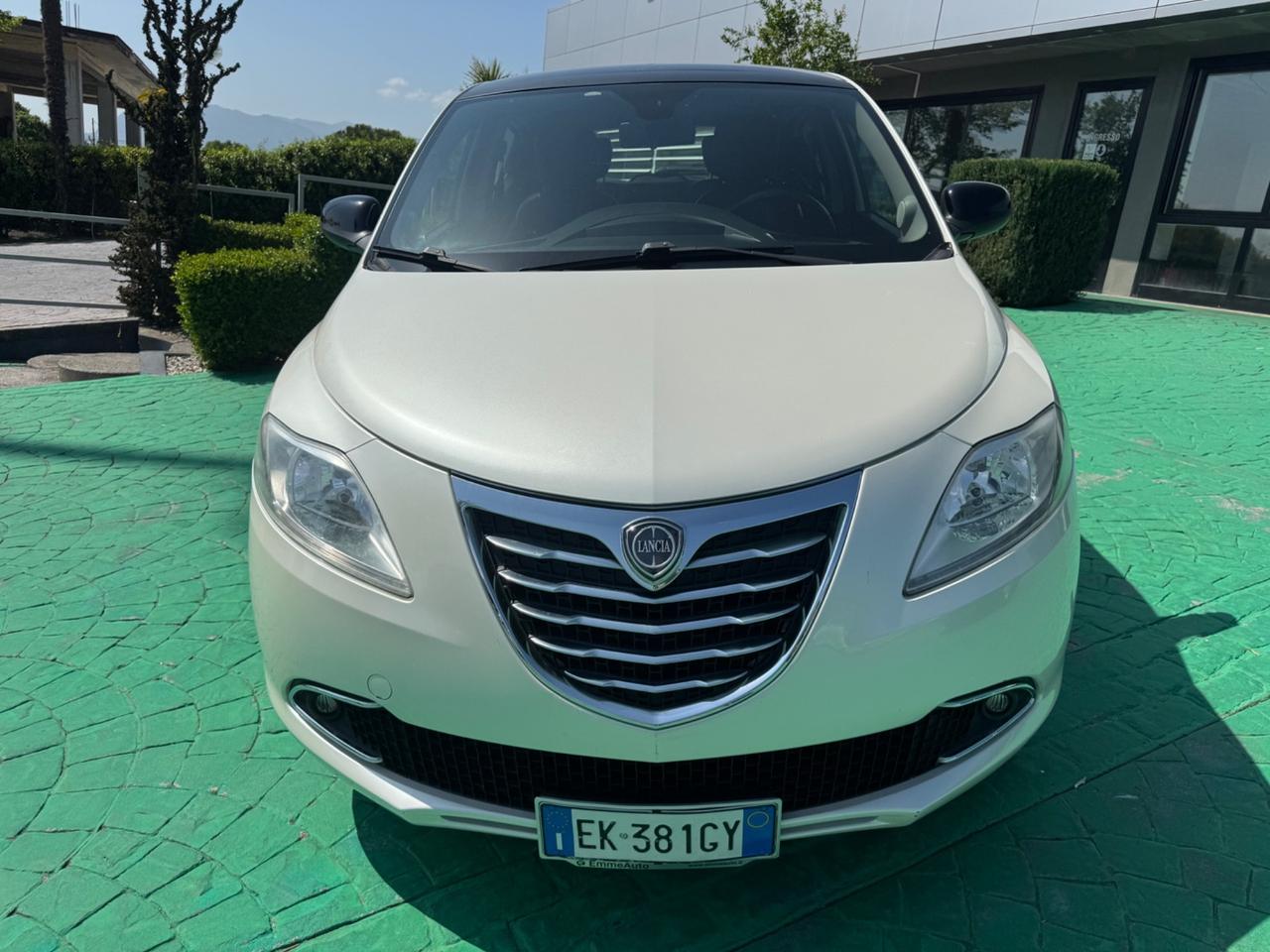 Lancia Ypsilon 1.2 69 CV 5 porte S&S Platinum