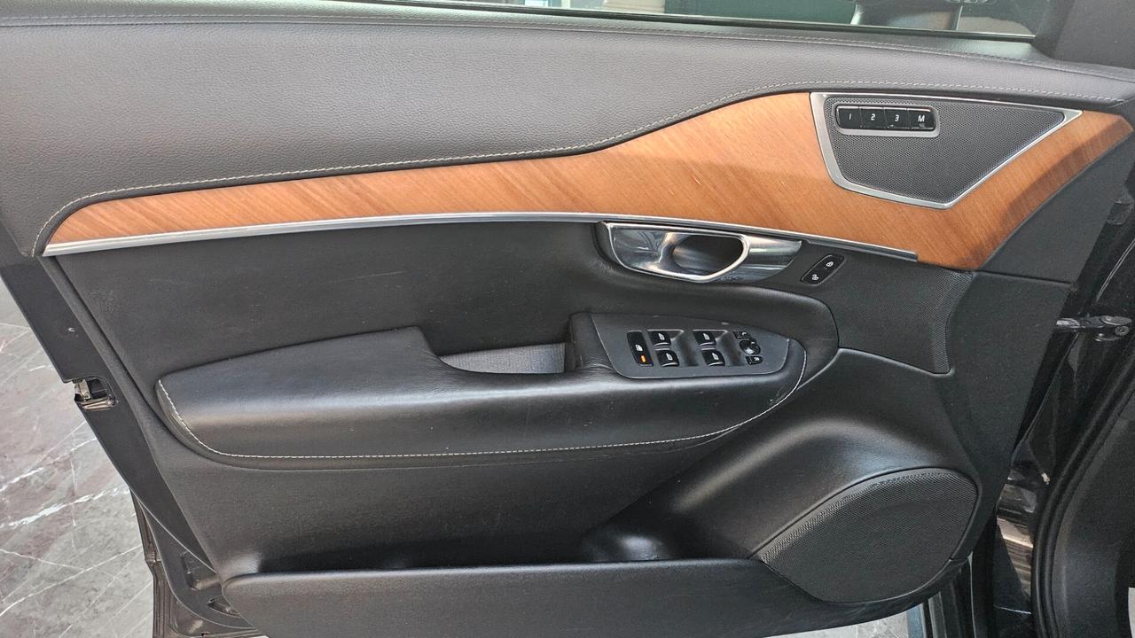 Volvo XC 90 XC90 D5 AWD Geartronic 7 posti Inscription