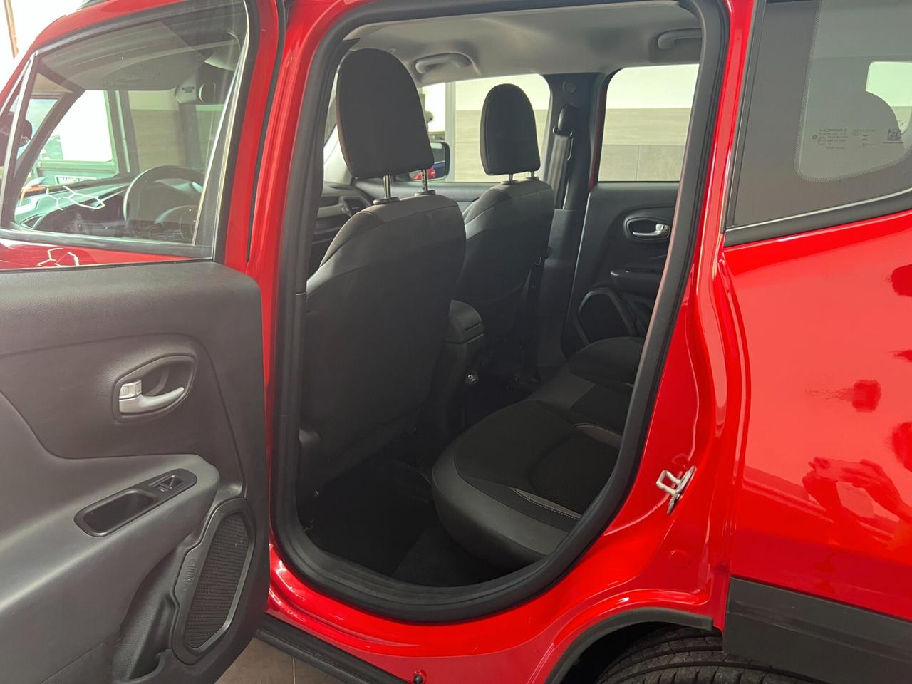 Jeep Renegade 1.5 Turbo T4 MHEV Limited