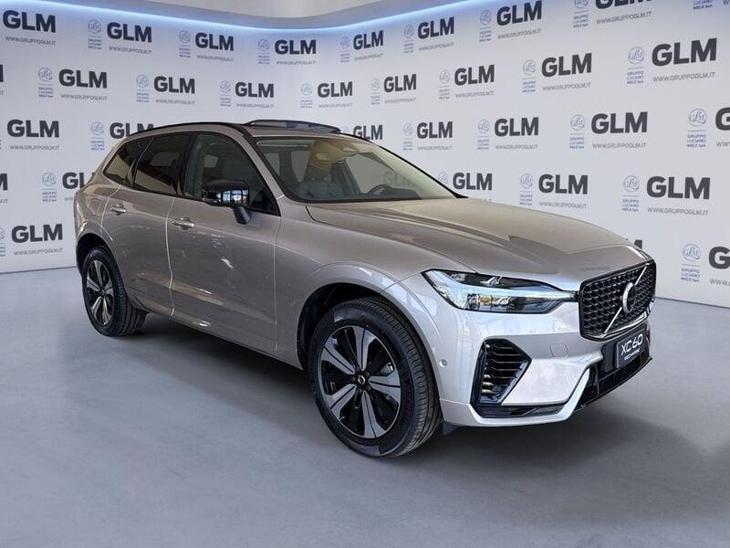 Volvo XC60 T6 Plug-in hybrid AWD automatico Plus Dark