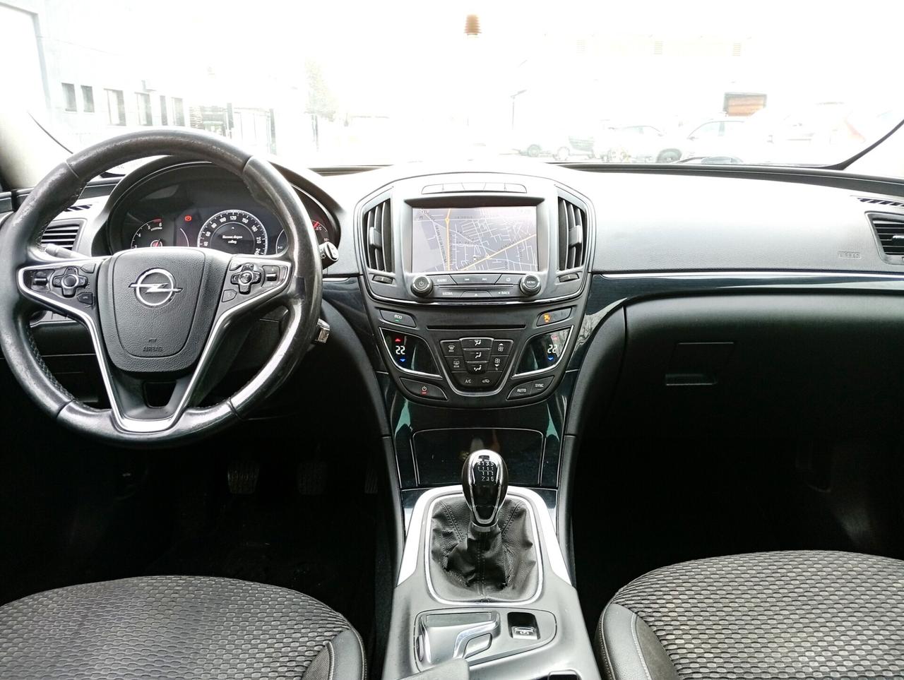 Opel Insignia 2.0CDTI Ecopower Cosmo 2015 Full TRATTABILE