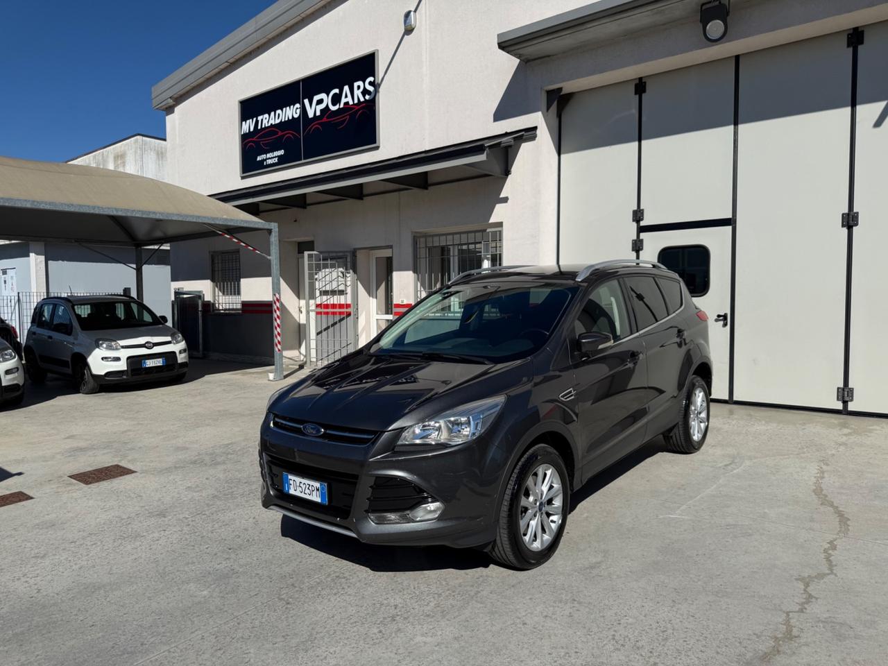Ford Kuga 2.0 TDCI 150 CV S&S 4WD Powershift Titanium