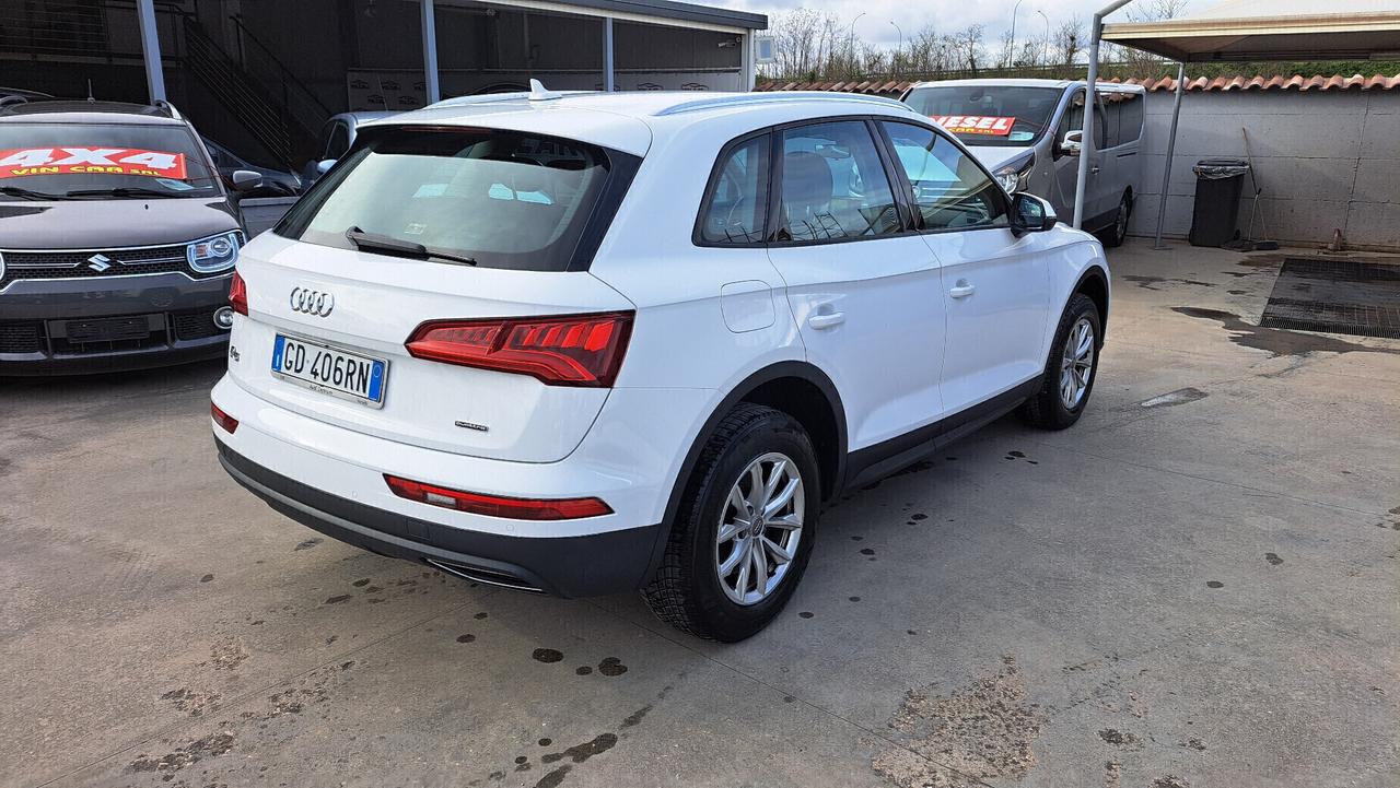 Audi Q5 TDI quattro 2.0 TDI S tronic 163cv