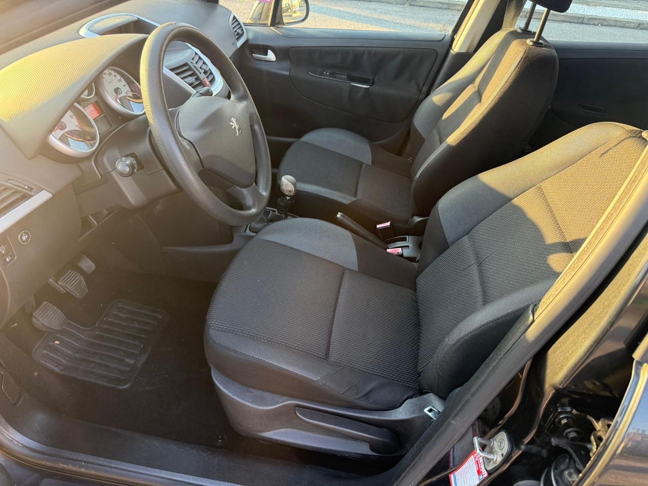 Peugeot 207 1.4 8V 75CV 5p. Energie Sport ECO GPL