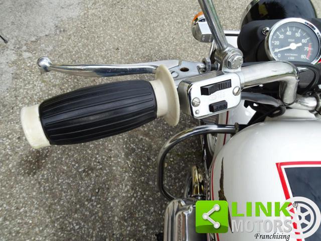 MOTO GUZZI V7 ANNO1983