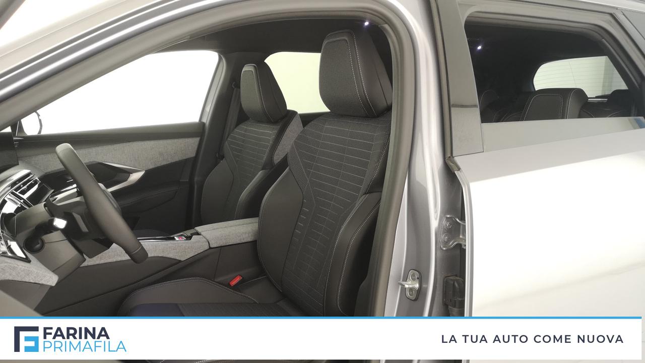 PEUGEOT Nuovo 5008 Hybrid 136 e-DCS6 ALLURE