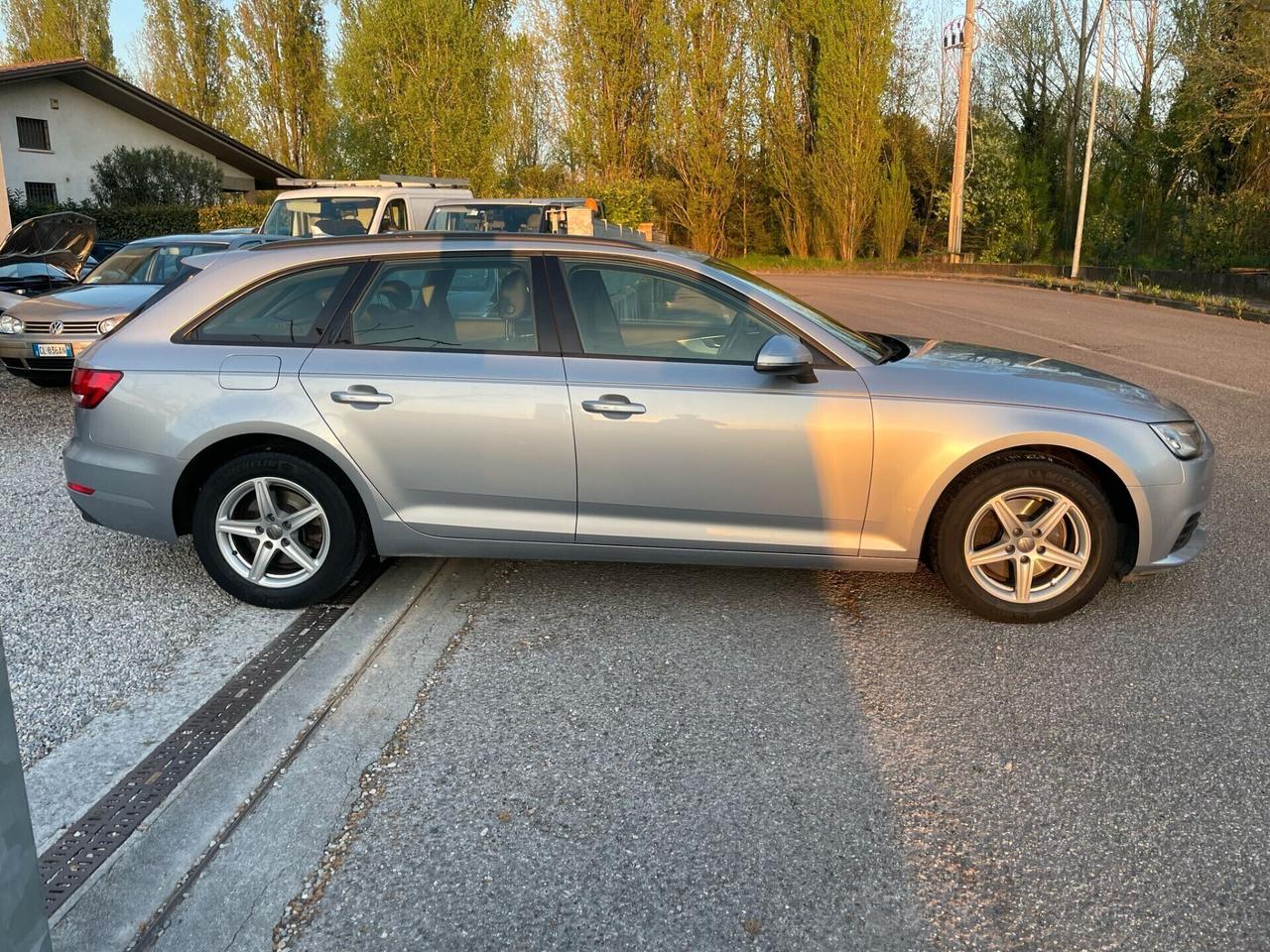 Audi A4 Avant 2.0 TDI 150 CV Business Sport