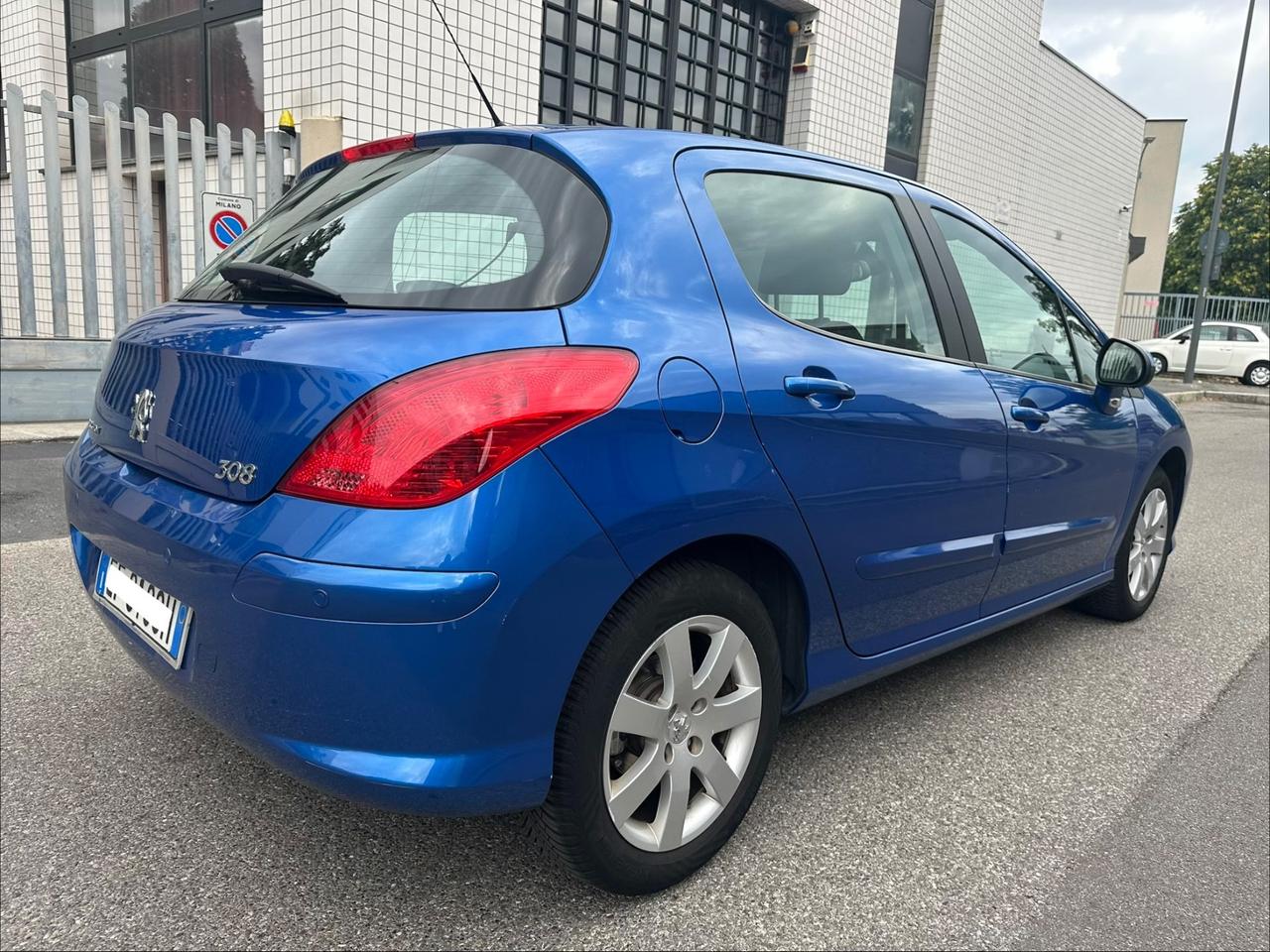 Peugeot 308 1.6 VTi 120CV 5p. Premium - ok neopatentati - euro 5