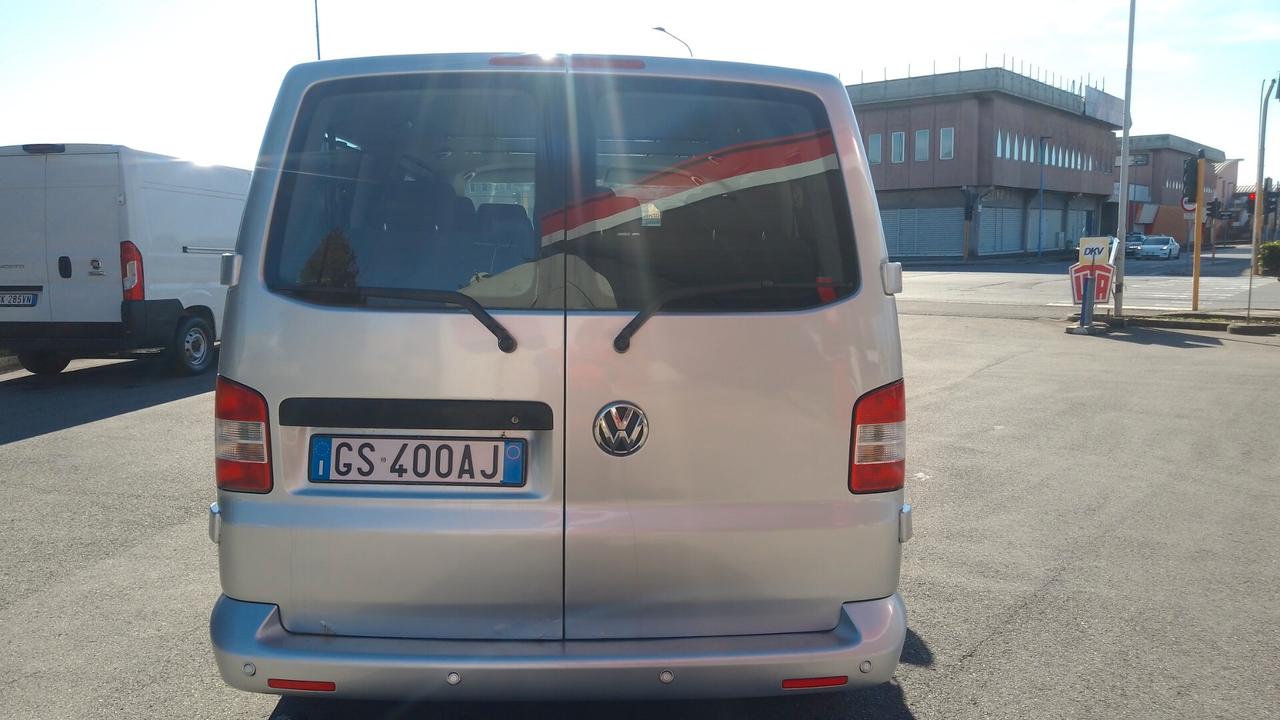Volkswagen Caravelle TDI 9 POSTI 2011 E5