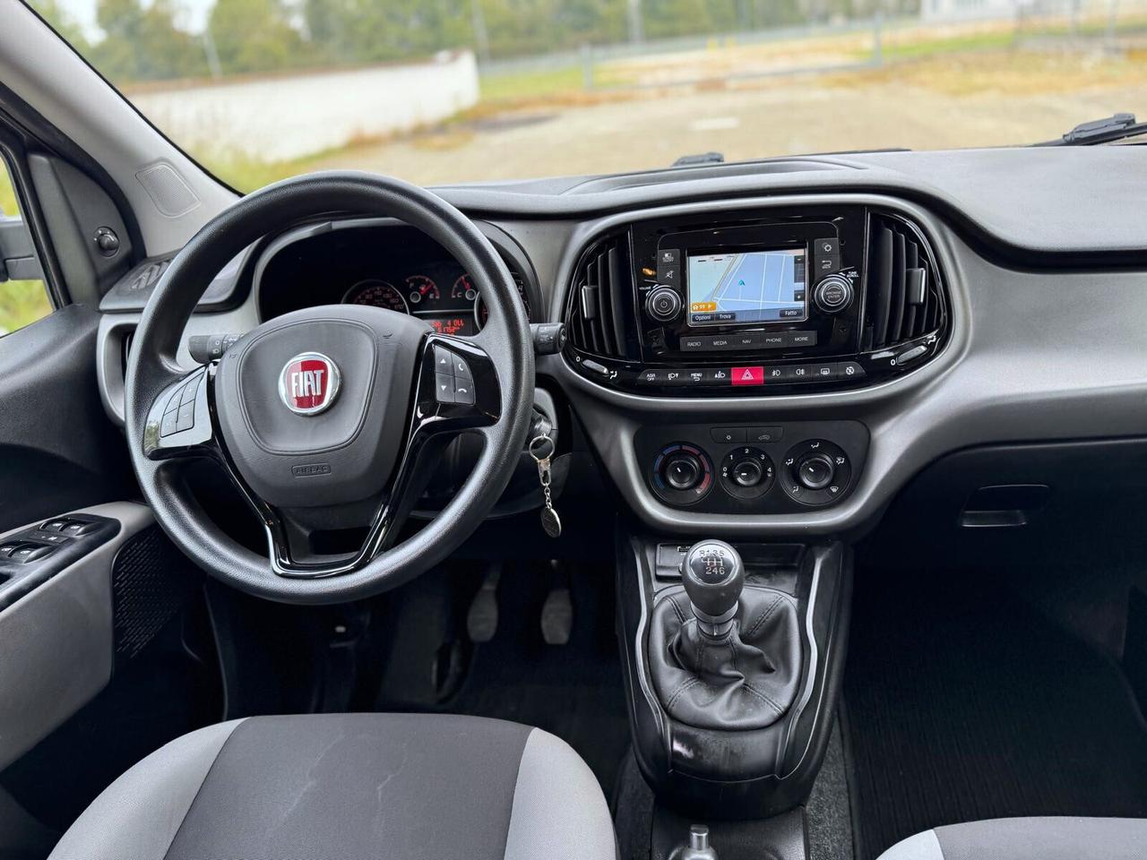 FIAT DOBLO 1.6 MJT XL PEDANA PER DISABILI