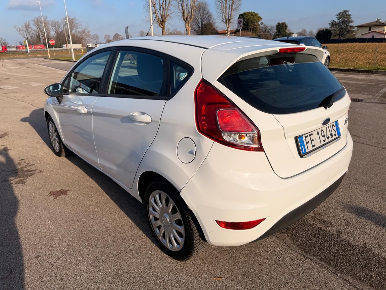 Ford Fiesta 1.5 TDCi 75CV euro6 neopatentati 2016