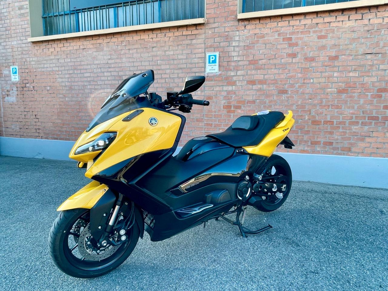 Yamaha TMAX 560 2022- TAGLIANDATO COMPLETO 11/2025