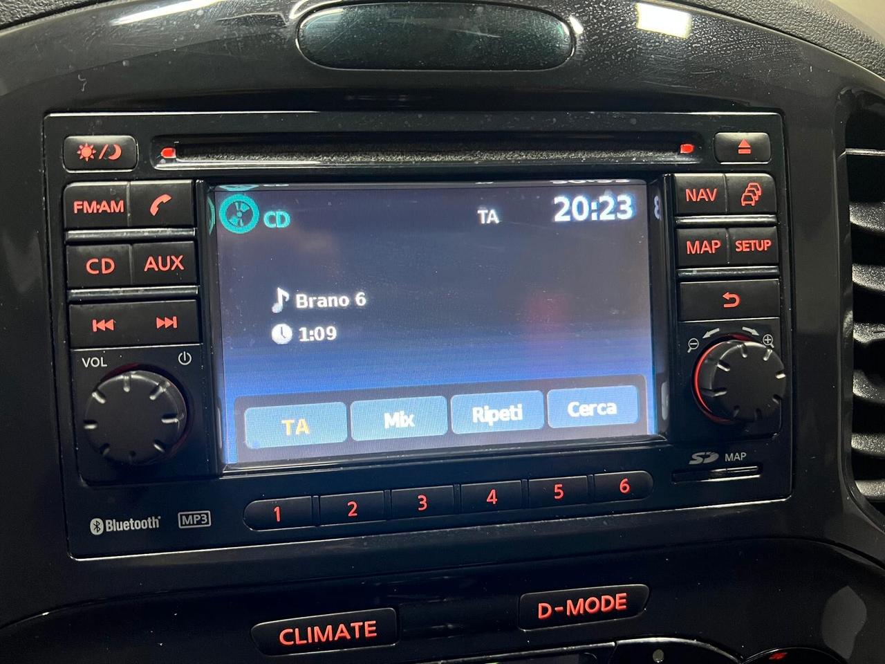 Nissan Juke 1.6 DIG-T 190 MCVT 4WD Tekna