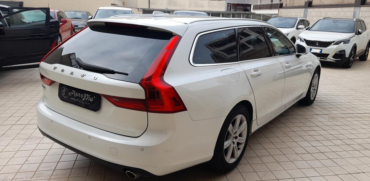 Volvo V90 D4 Business Plus