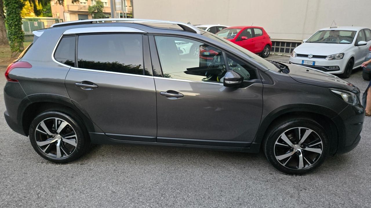 Peugeot 2008 BlueHDi 120 S&S Black Matt