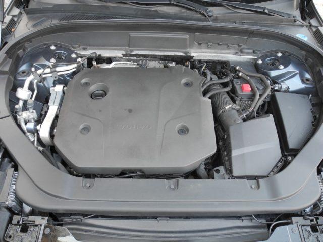 VOLVO XC60 2.0 D AWD Geartronic Business Plus Hybrid autom.
