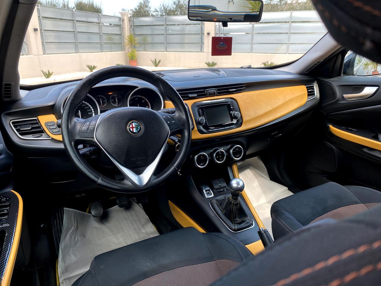 Alfa Romeo Giulietta 1.6 JTDm-2 105 CV Exclusive