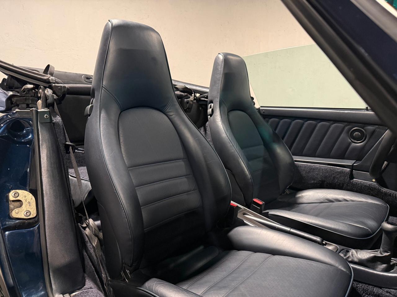 Porsche 911 Carrera 4 cat Cabriolet