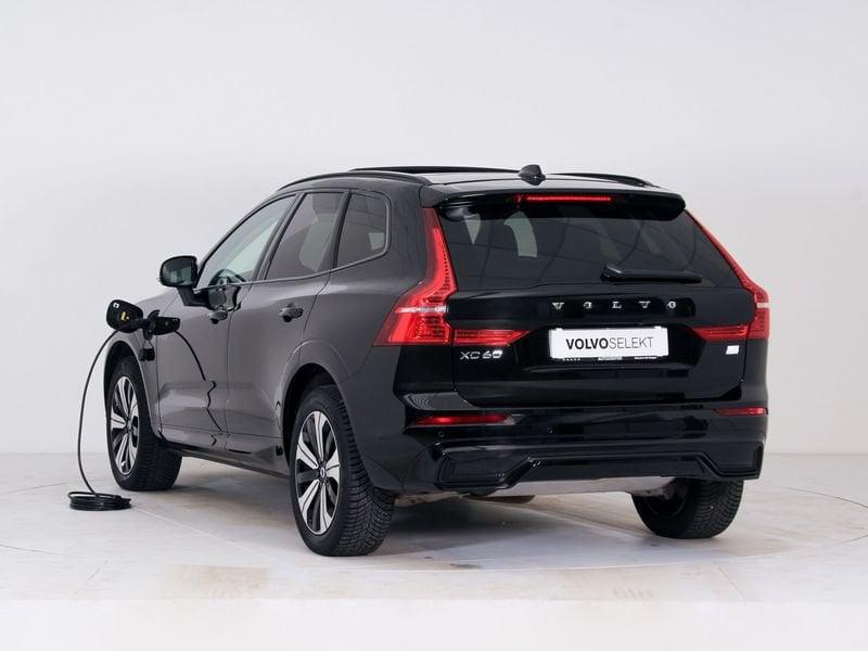 Volvo XC60 T6 Plug-in hybrid AWD automatico Plus Dark