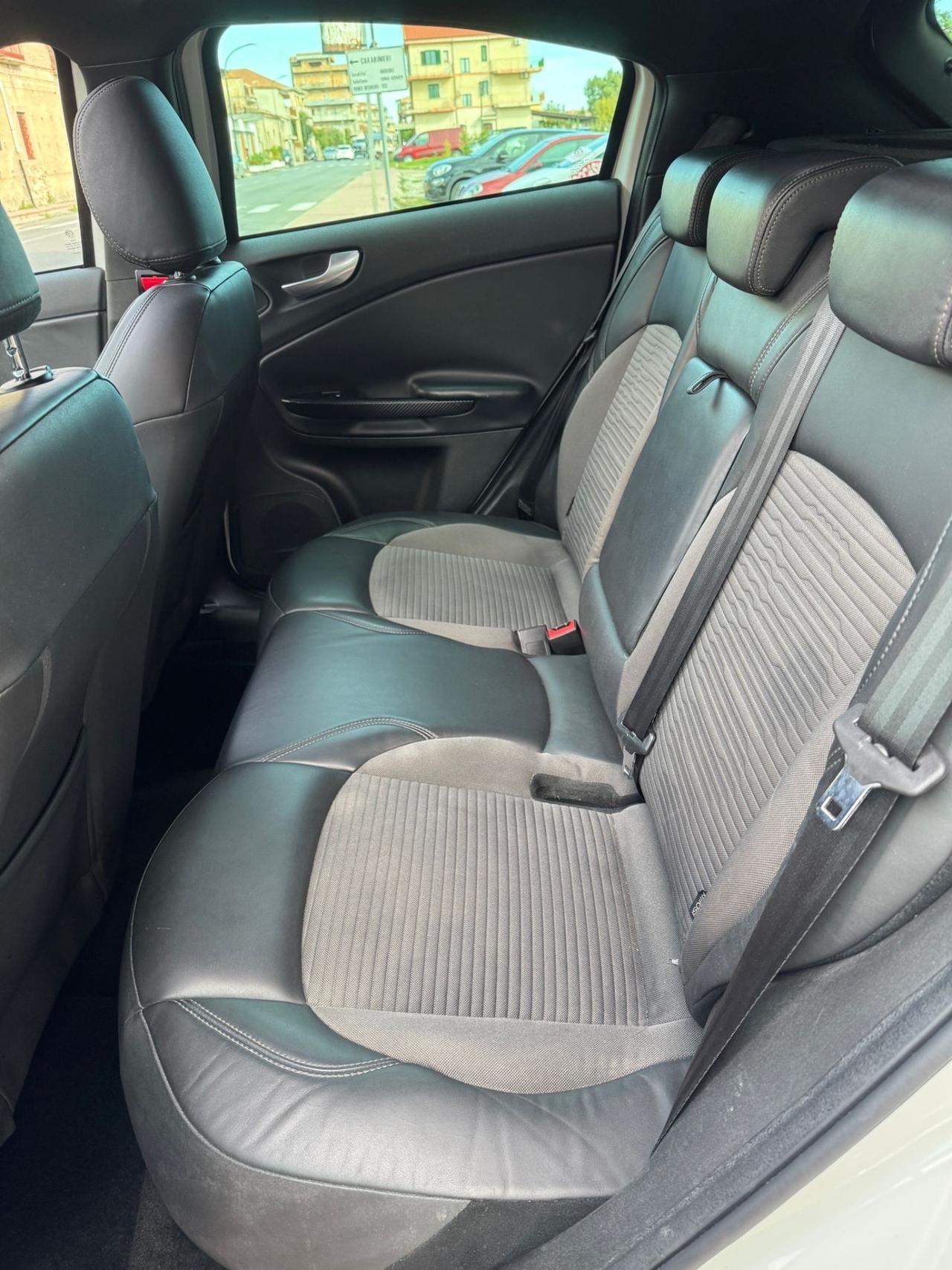 Alfa Romeo Giulietta 2.0 JTDm-2 150 CV Exclusive