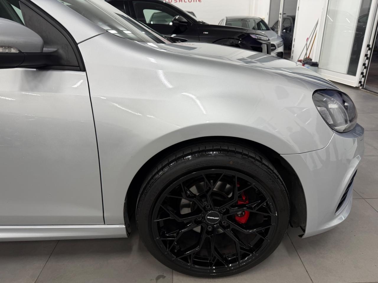 VW GOLF 6 1.6 TDI 5p. R Line FINANZIABILE