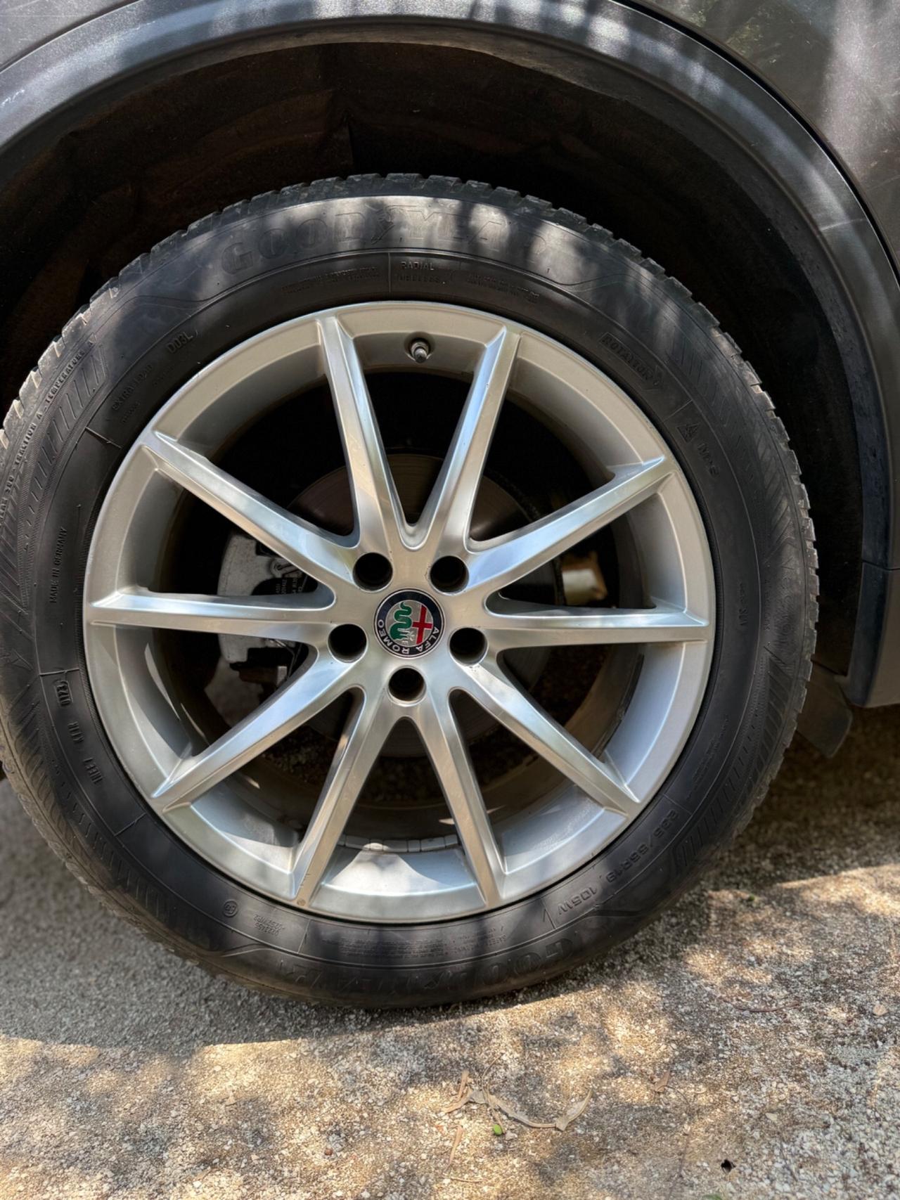 Alfa Romeo Stelvio 2.2 Turbodiesel 190 CV AT8 Q4 Executive super