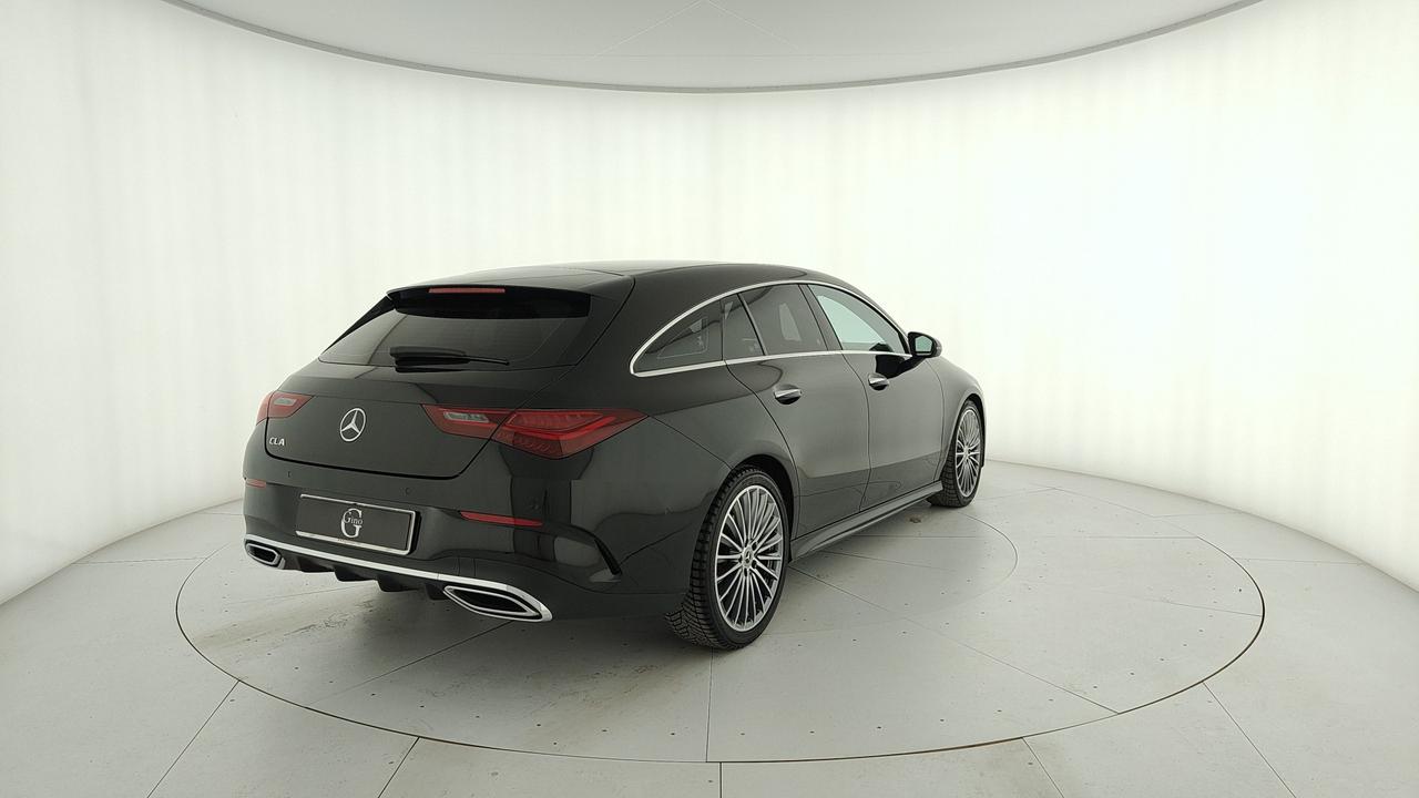 Mercedes-Benz CLA Shooting Brake 200 d AMG Line Advanced Plus auto