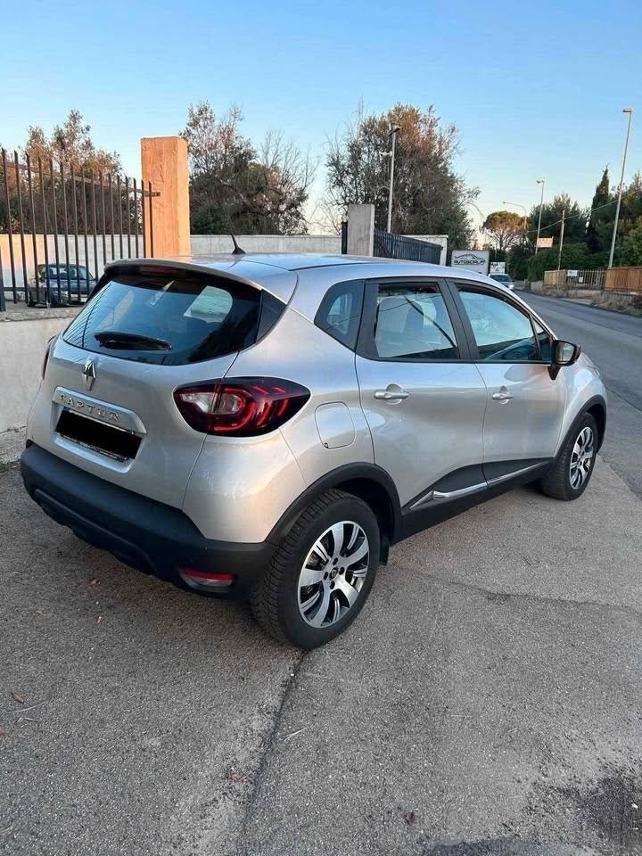 Renault Clio dCi 8V 75 CV 5 porte Duel