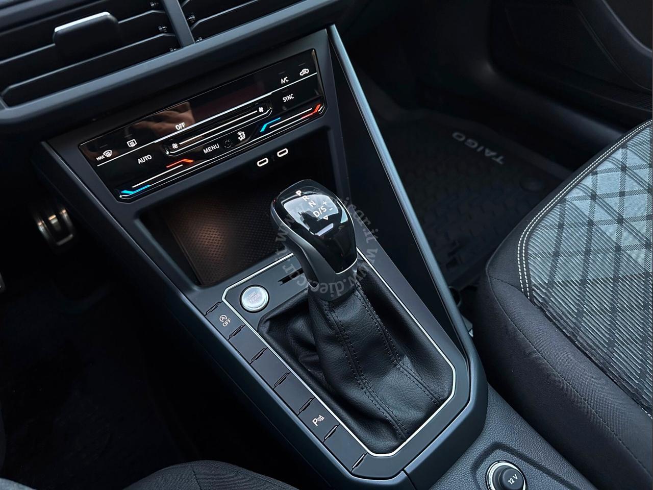 Volkswagen Taigo 1.0 TSI 115 CV DSG R-Line Plus TETTO MATRIX KEY-LESS