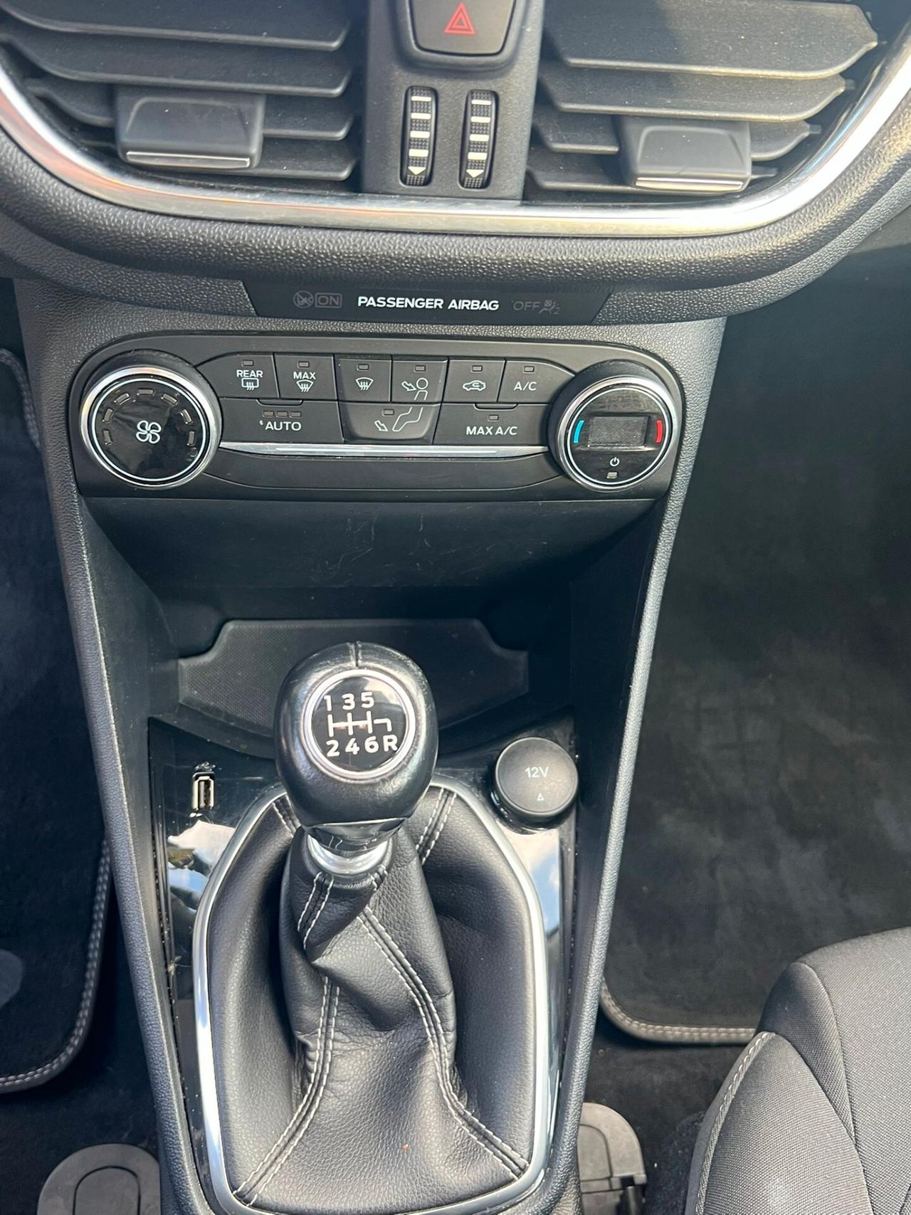 Ford Fiesta 1.5 EcoBlue 5 porte Titanium