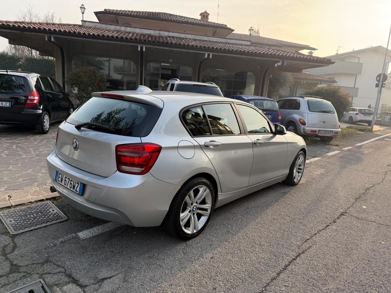 Bmw 118 118d 5p. Sport