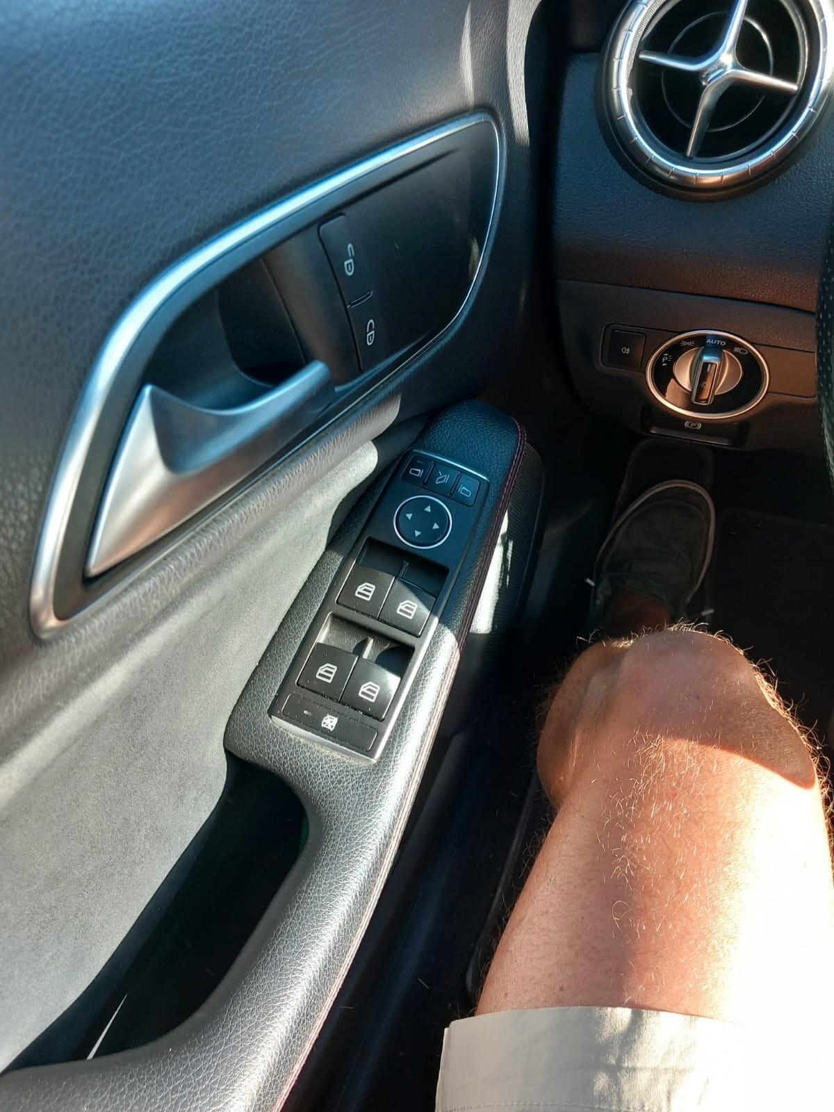 Mercedes-benz CLA 200 d S.W. Automatic Premium
