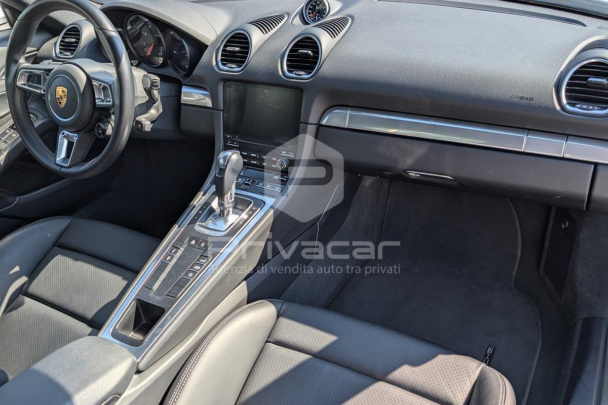 PORSCHE 718 Cayman 2.0
