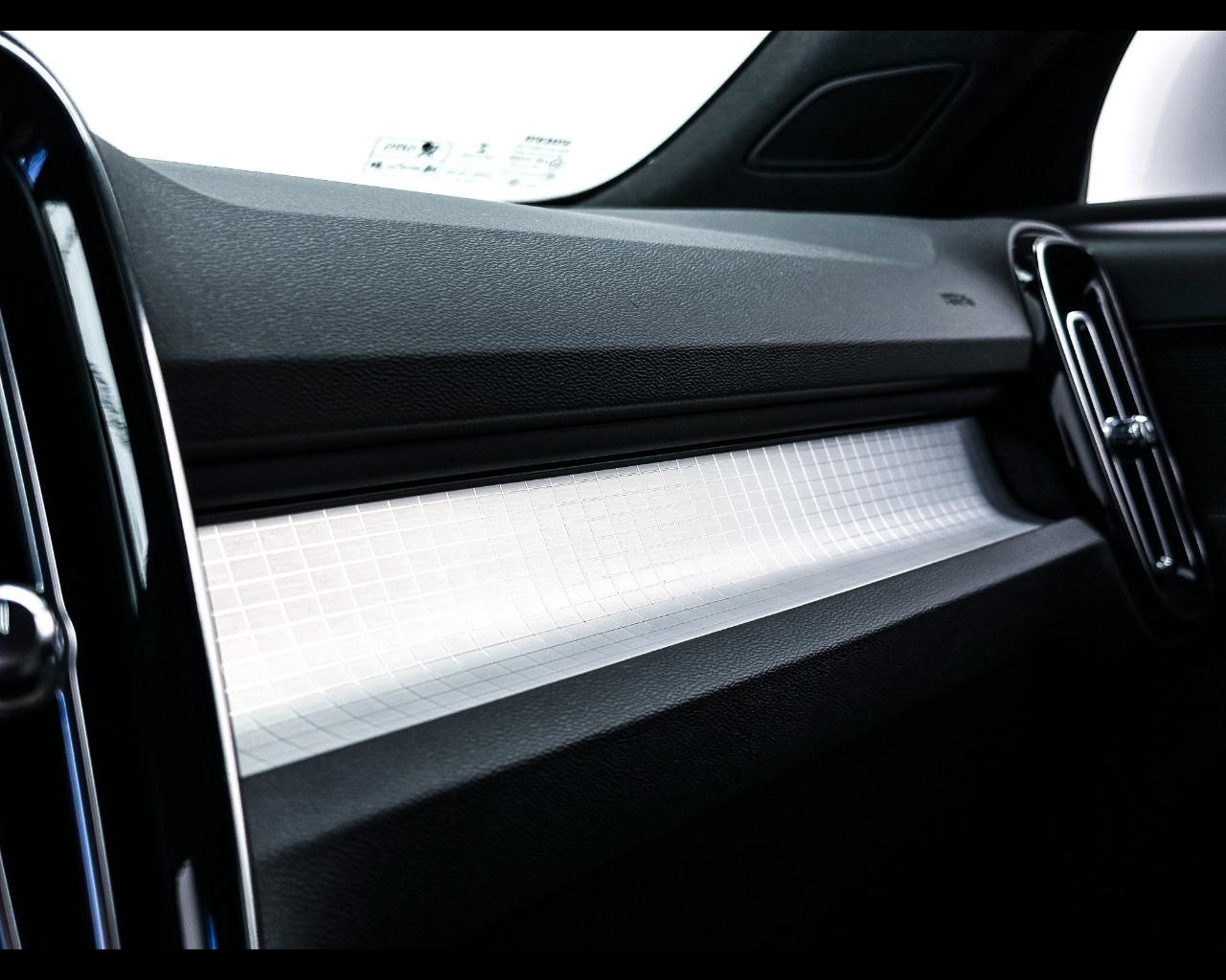 VOLVO XC40 T5 Recharge Plug-in Hybrid Inscription Expression