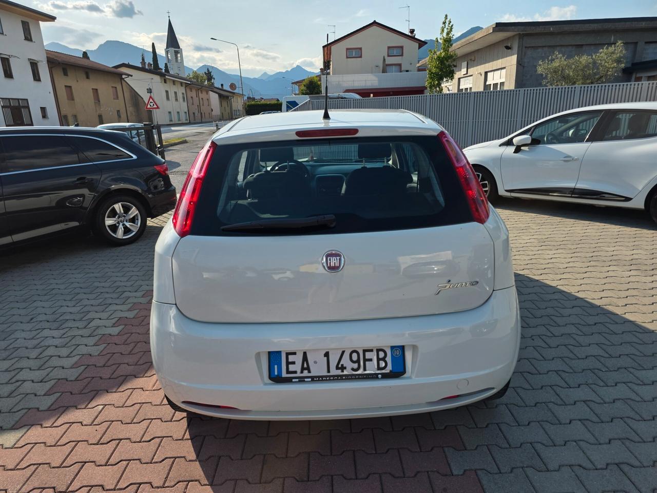 Fiat Punto 1.2B Fire perfetta garantita 12 mesi