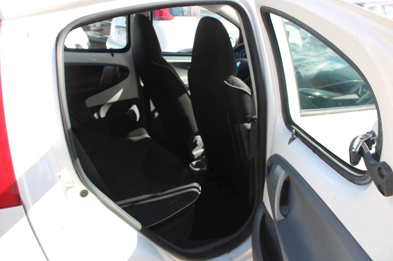 Peugeot 107 1.0 68CV 5p. Plaisir